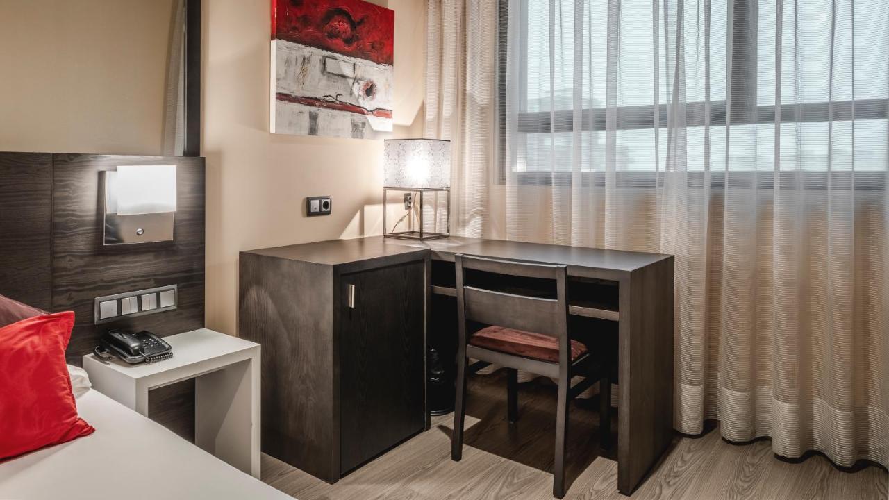 Be Live City Center Talavera Talavera de la Reina Bagian luar foto