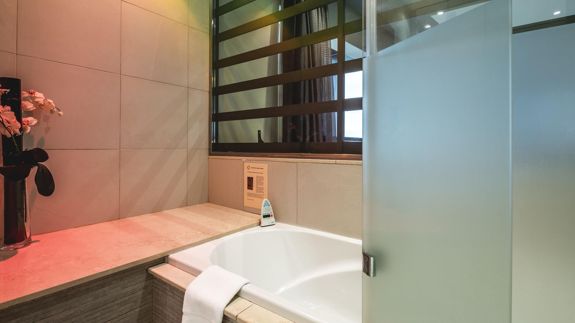 Be Live City Center Talavera Talavera de la Reina Bagian luar foto