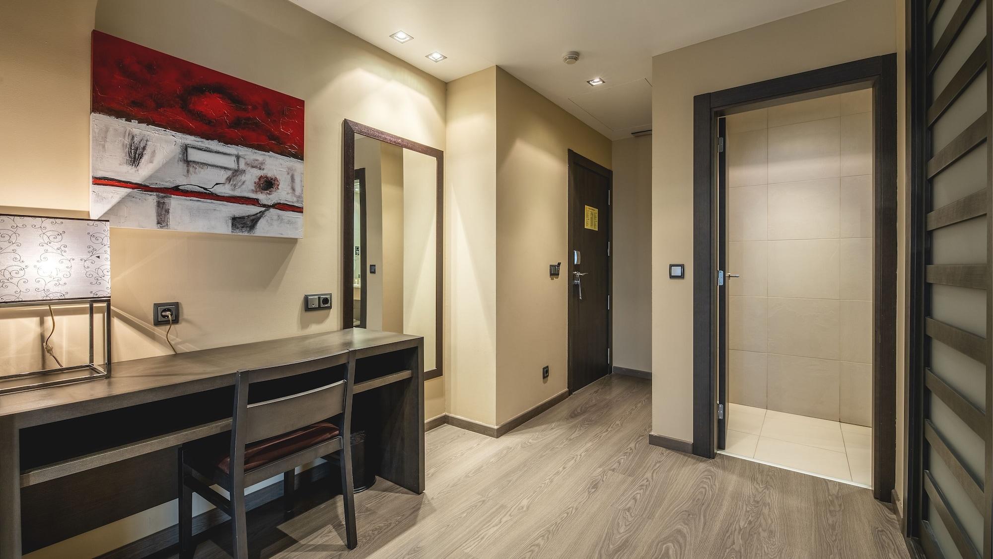 Be Live City Center Talavera Talavera de la Reina Bagian luar foto