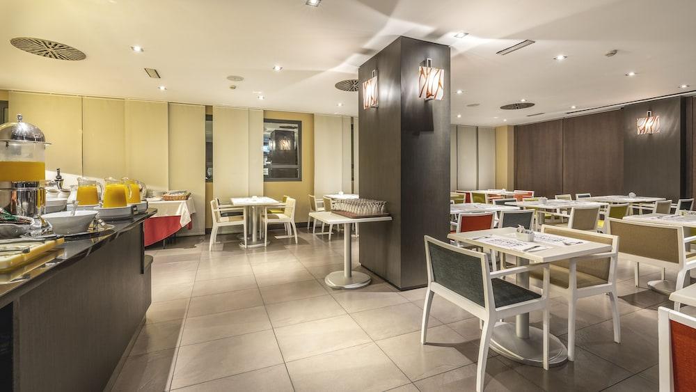 Be Live City Center Talavera Talavera de la Reina Bagian luar foto