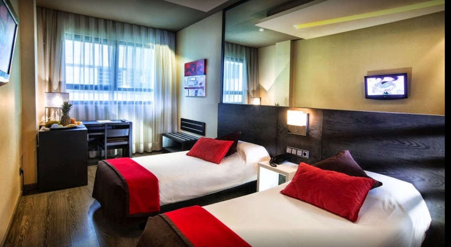 Be Live City Center Talavera Talavera de la Reina Bagian luar foto