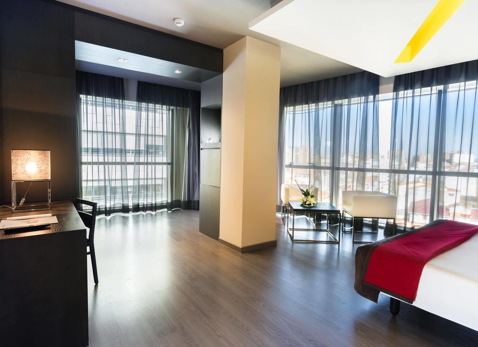 Be Live City Center Talavera Talavera de la Reina Bagian luar foto