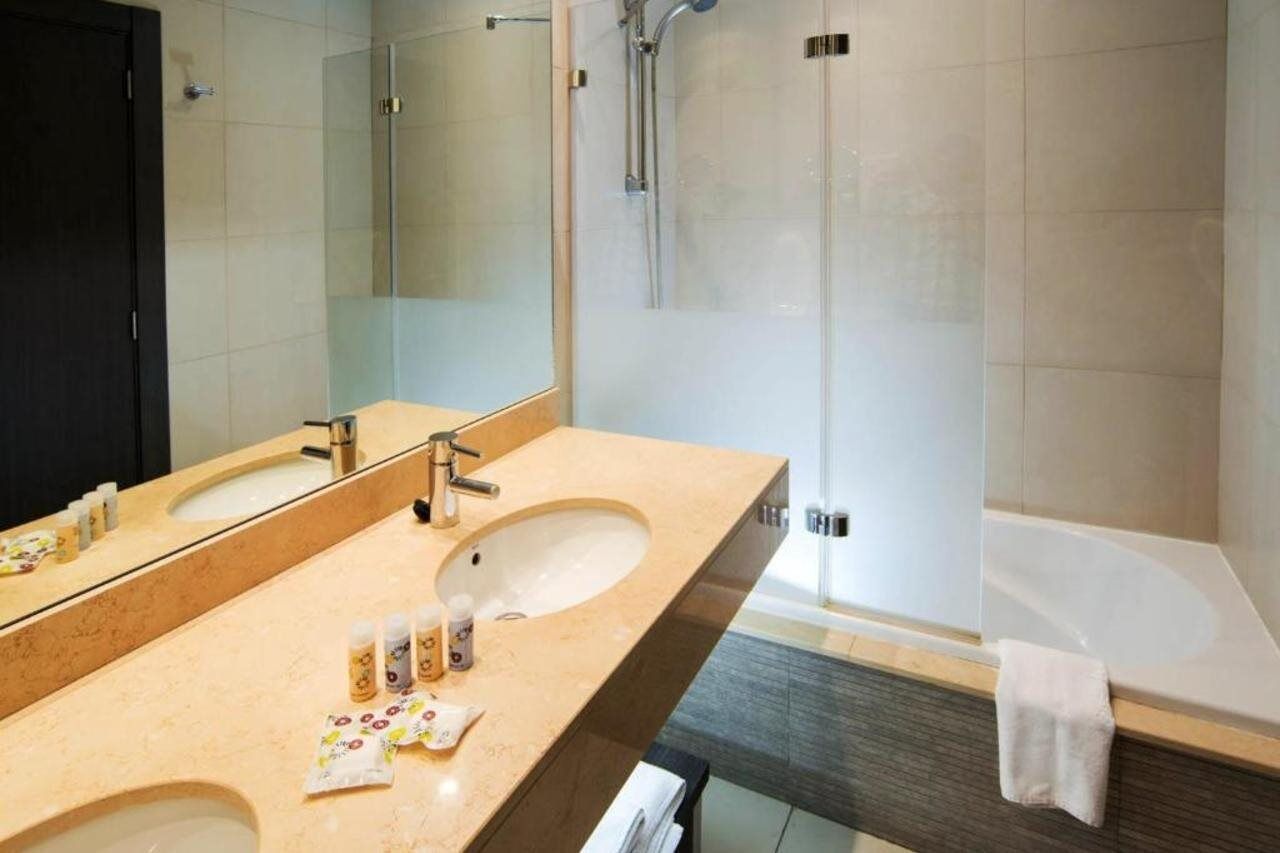 Be Live City Center Talavera Talavera de la Reina Bagian luar foto